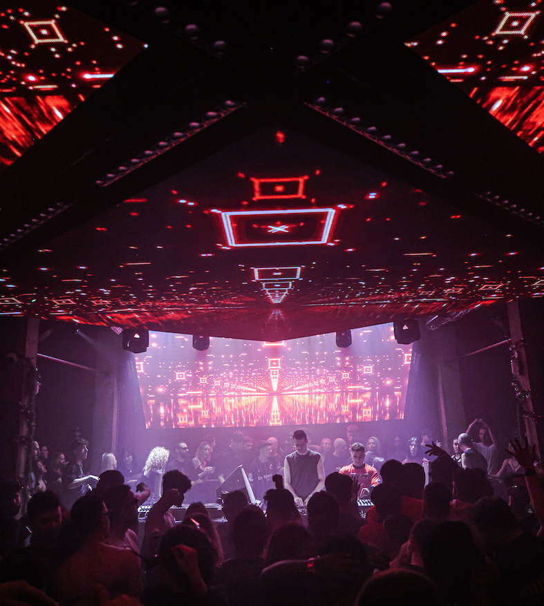 ALIVE: Neon Graveyard & LeStrange